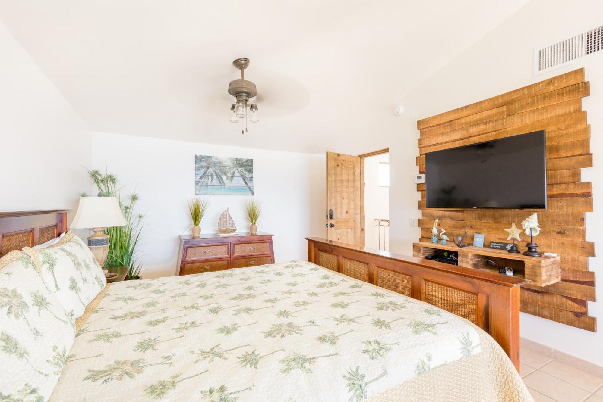 Right On The Beach! Ocean Front 2 Story Penthouse 푸에르토페나스코 외부 사진